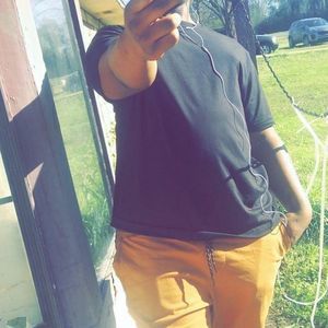 Meet your Posher, Troy